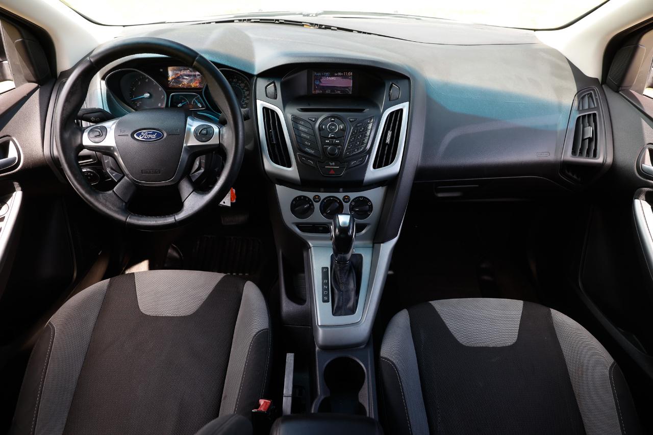 Ford Focus  2012