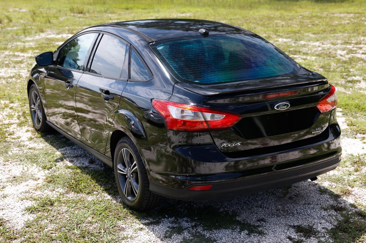 Ford Focus  2012