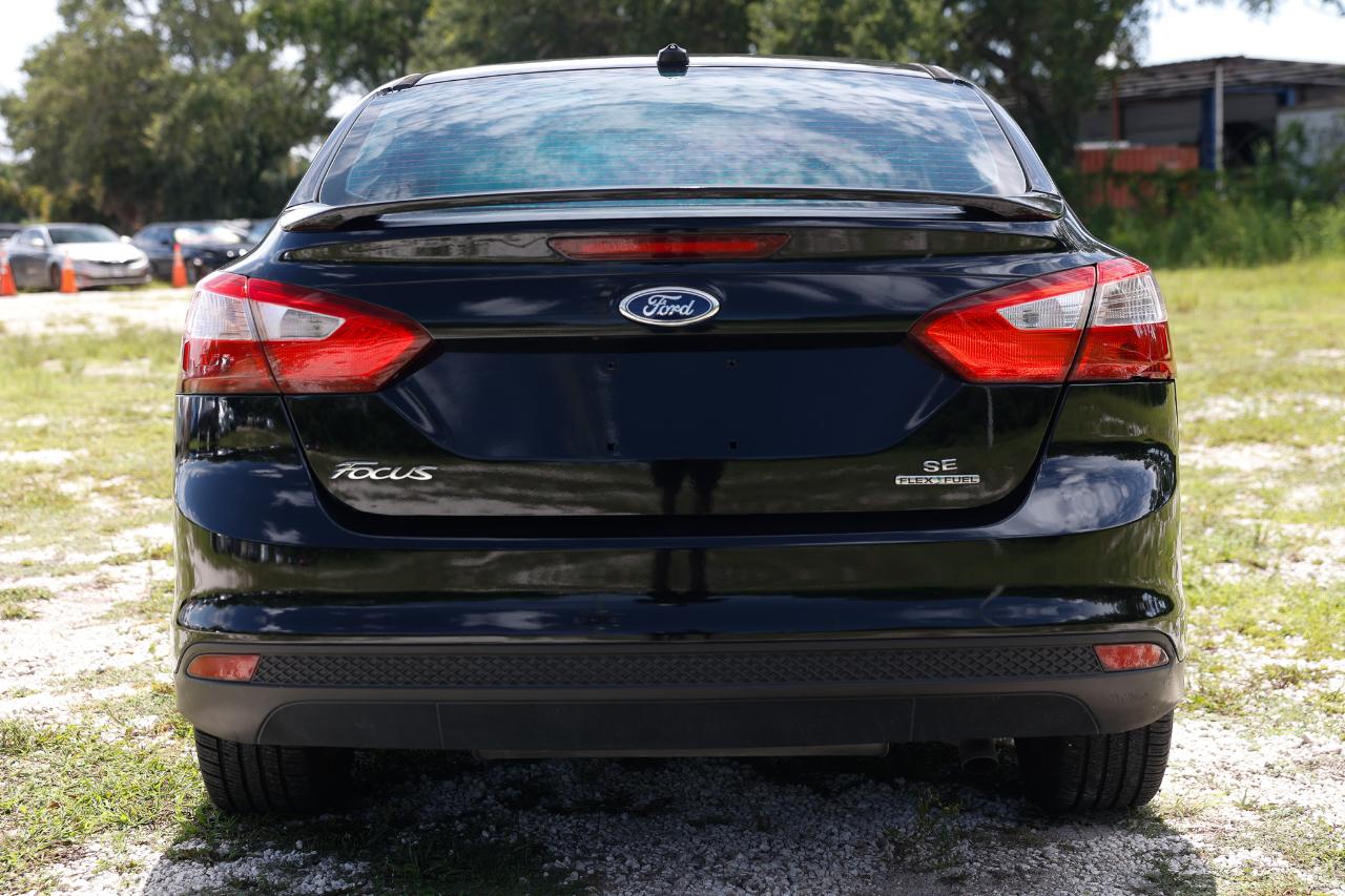 Ford Focus  2012