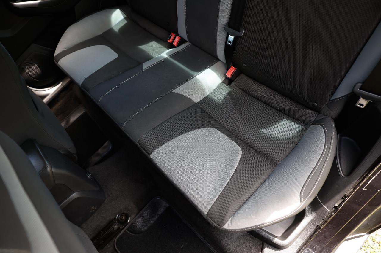 Ford Focus  2012