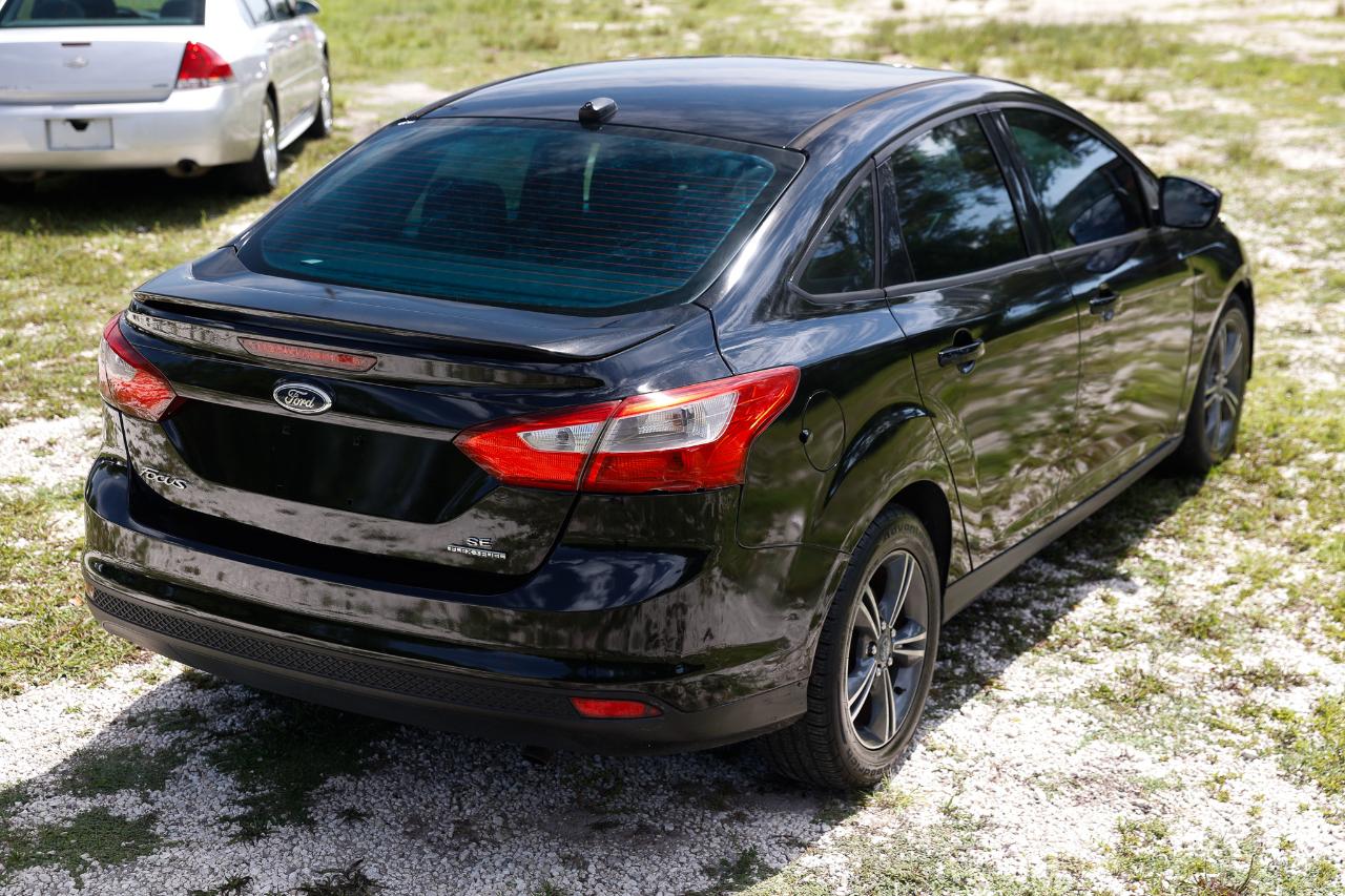 Ford Focus  2012