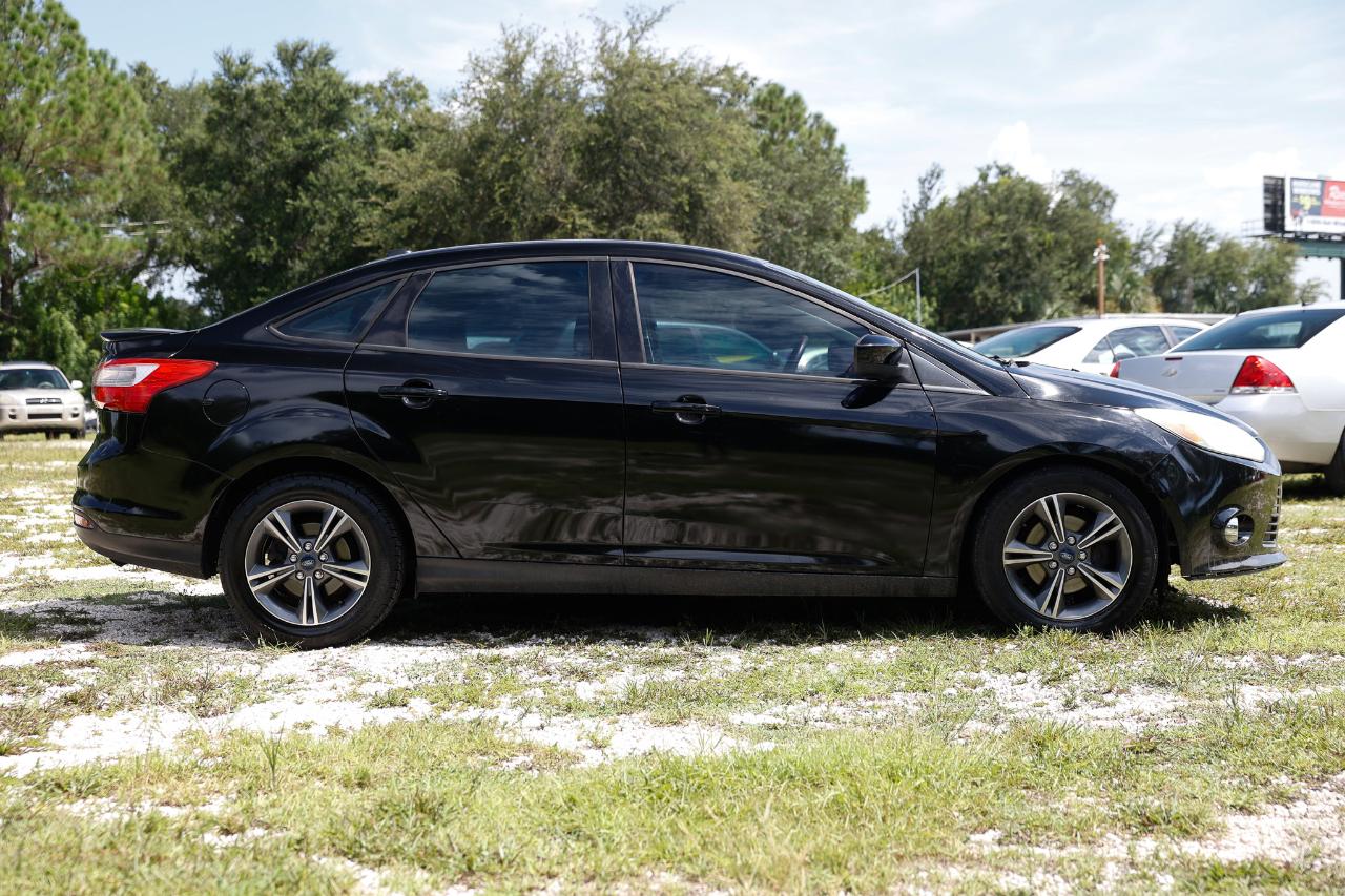Ford Focus  2012