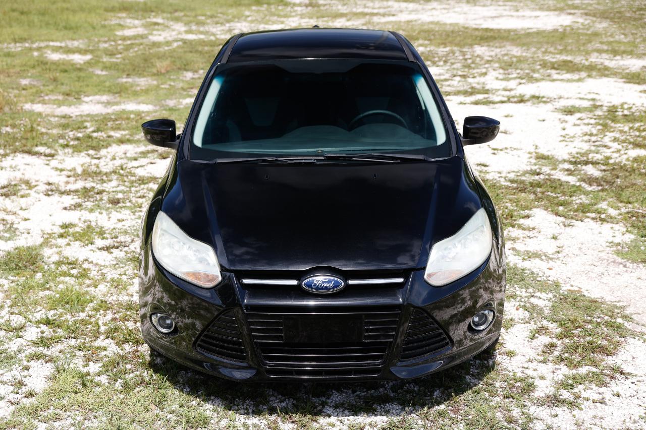 Ford Focus  2012
