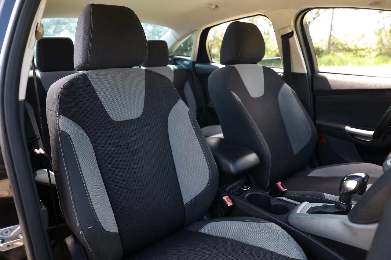 Ford Focus  2012