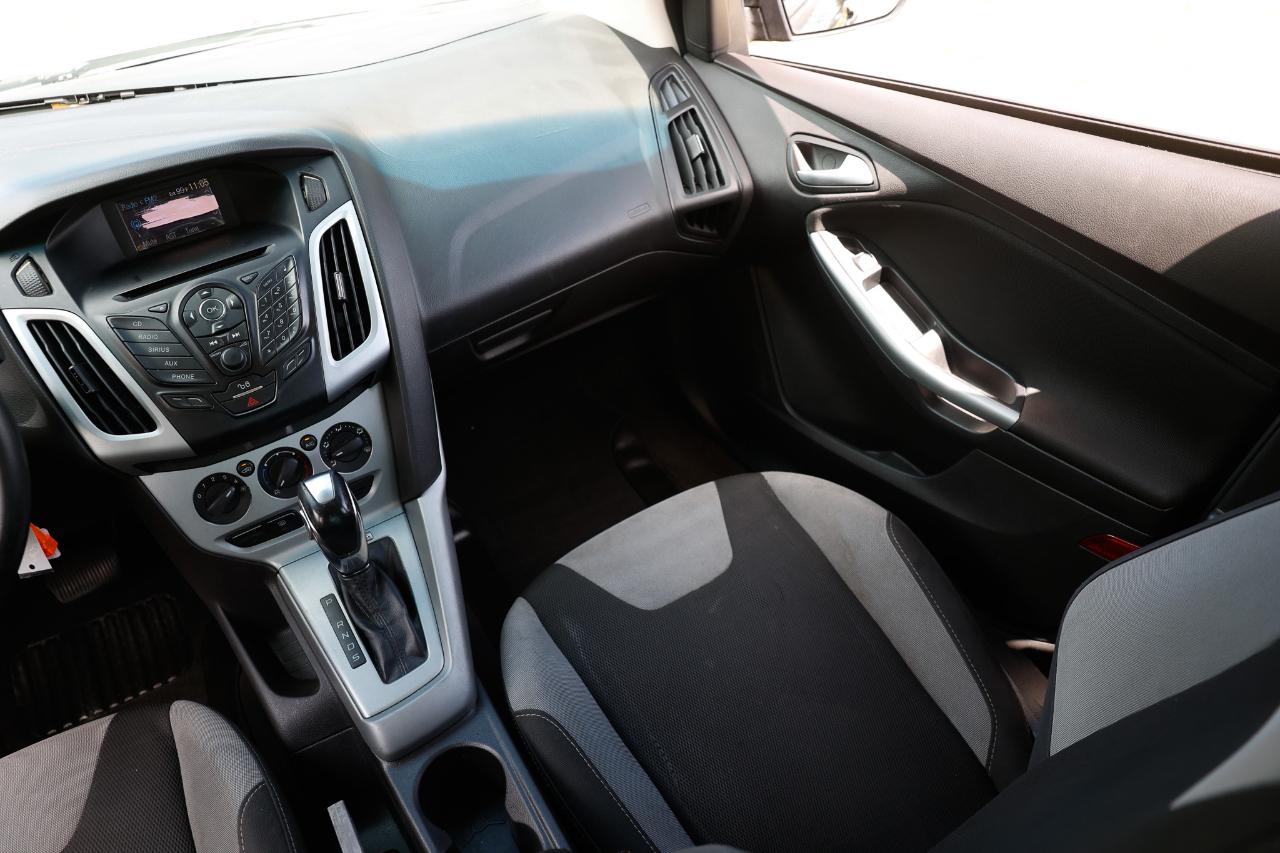 Ford Focus  2012