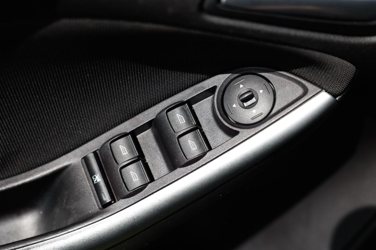 Ford Focus  2012