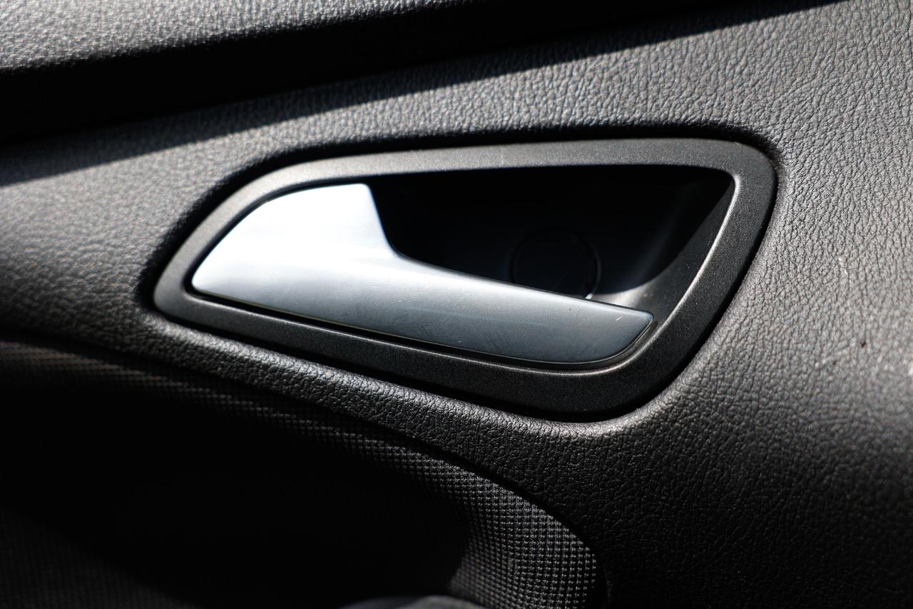 Ford Focus  2012