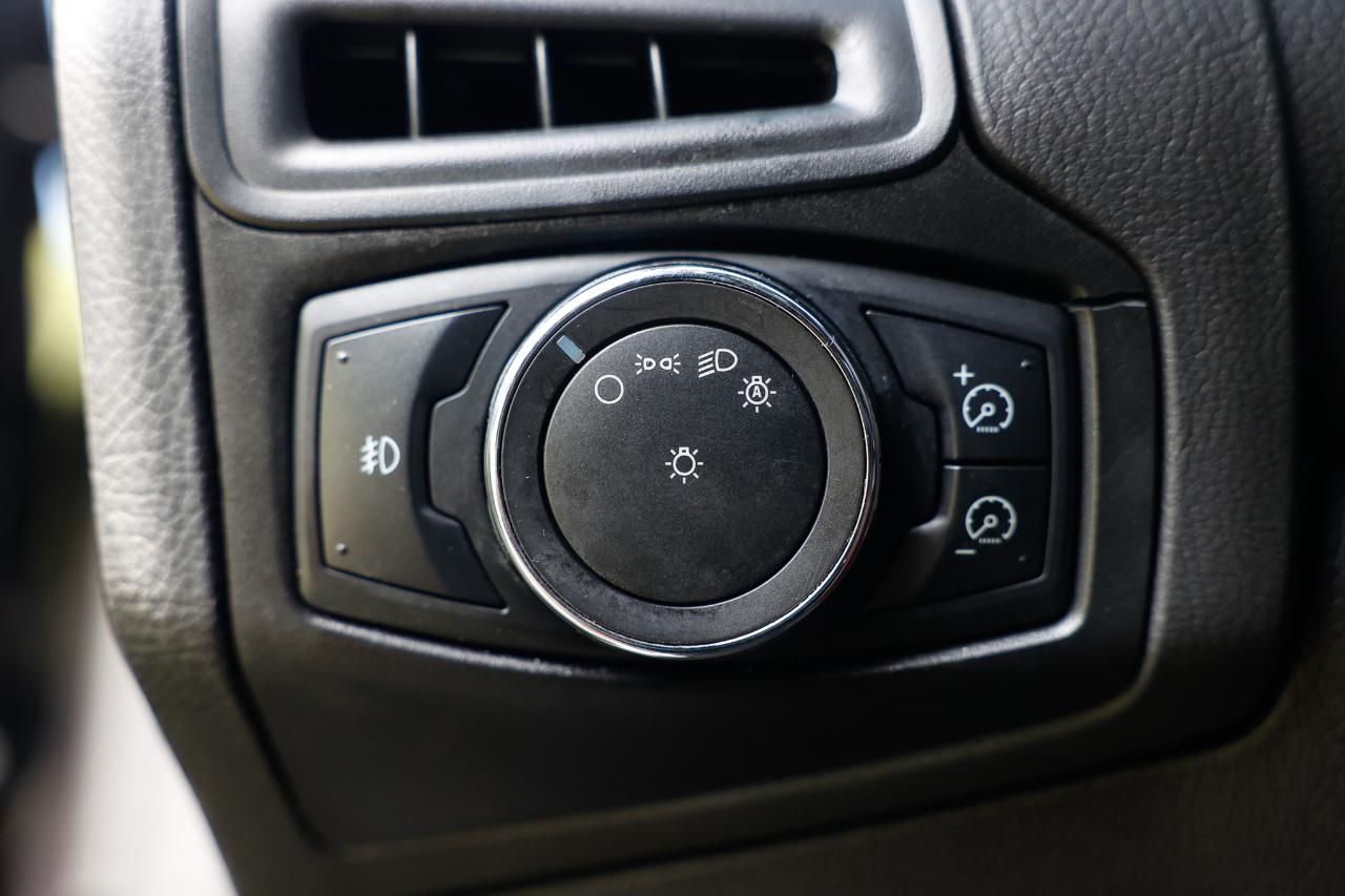 Ford Focus  2012