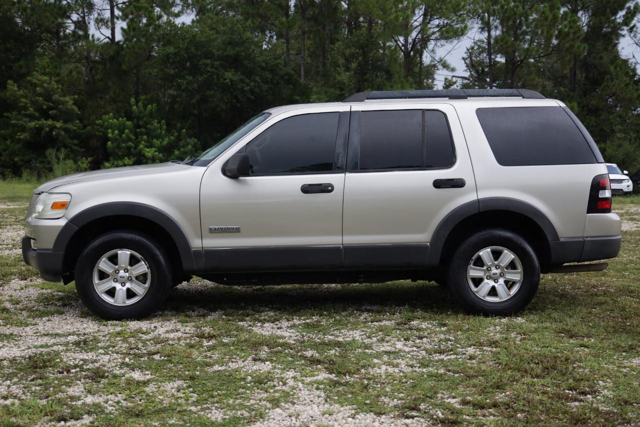 Ford Explorer  2006