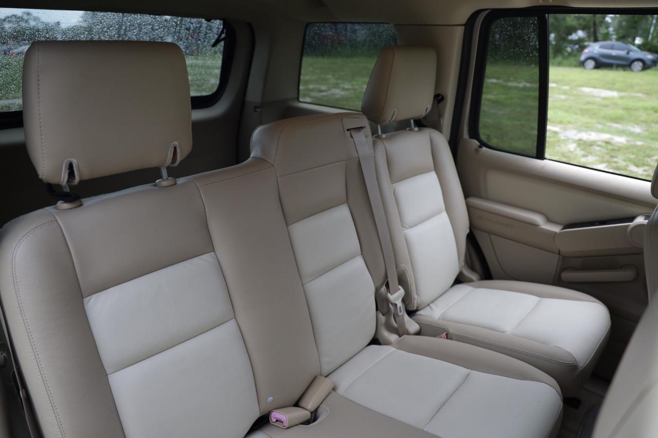 Ford Explorer  2006