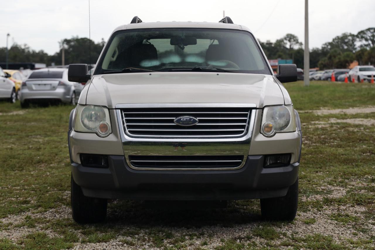 Ford Explorer  2006
