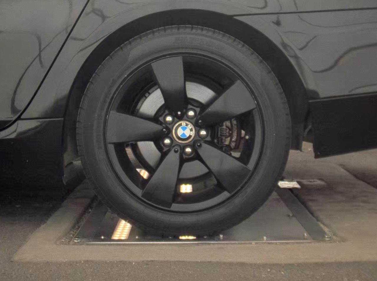 BMW 5 Series  2008