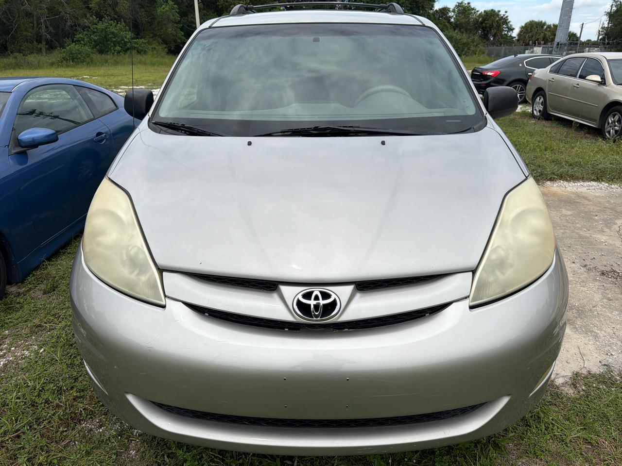 Toyota Sienna  2006