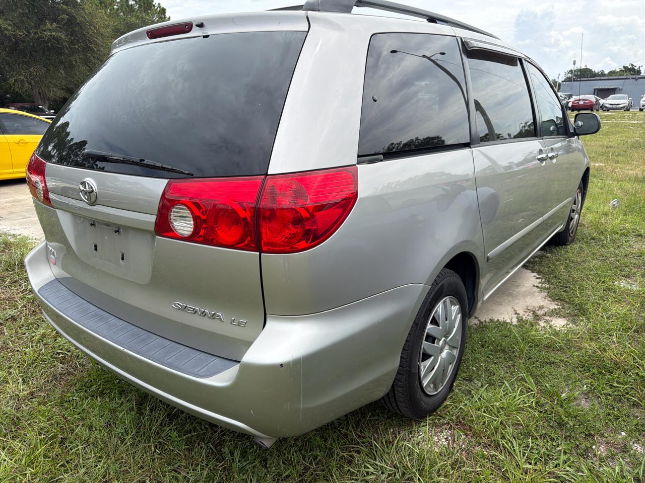 Toyota Sienna  2006