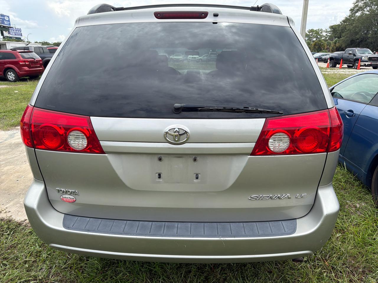 Toyota Sienna  2006