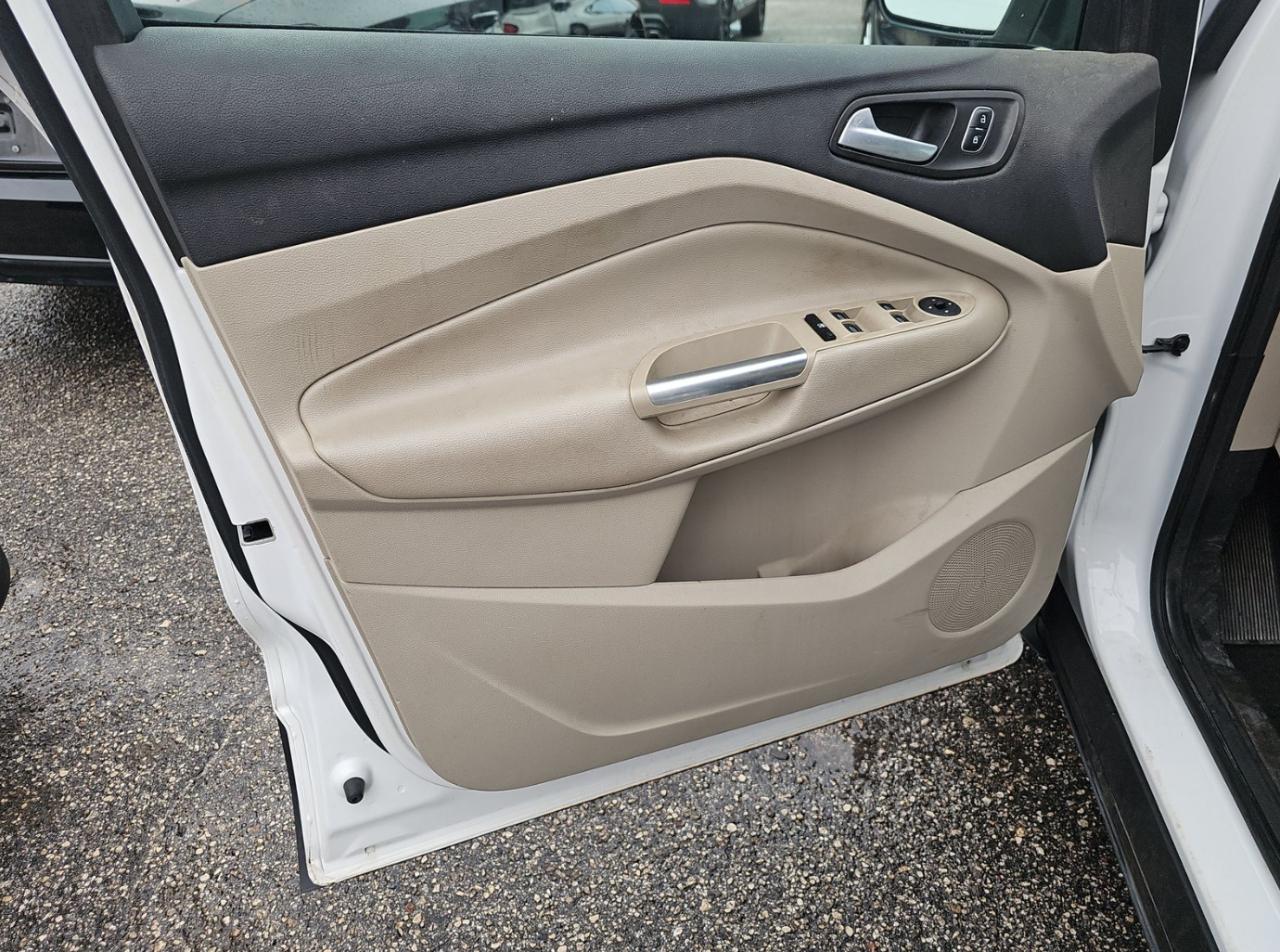 Ford Escape  2017