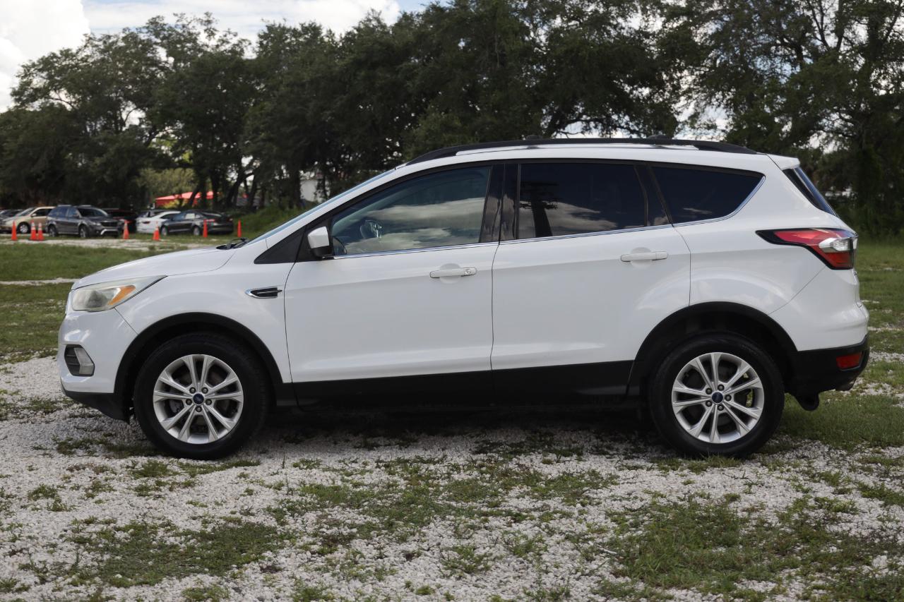 Ford Escape  2017