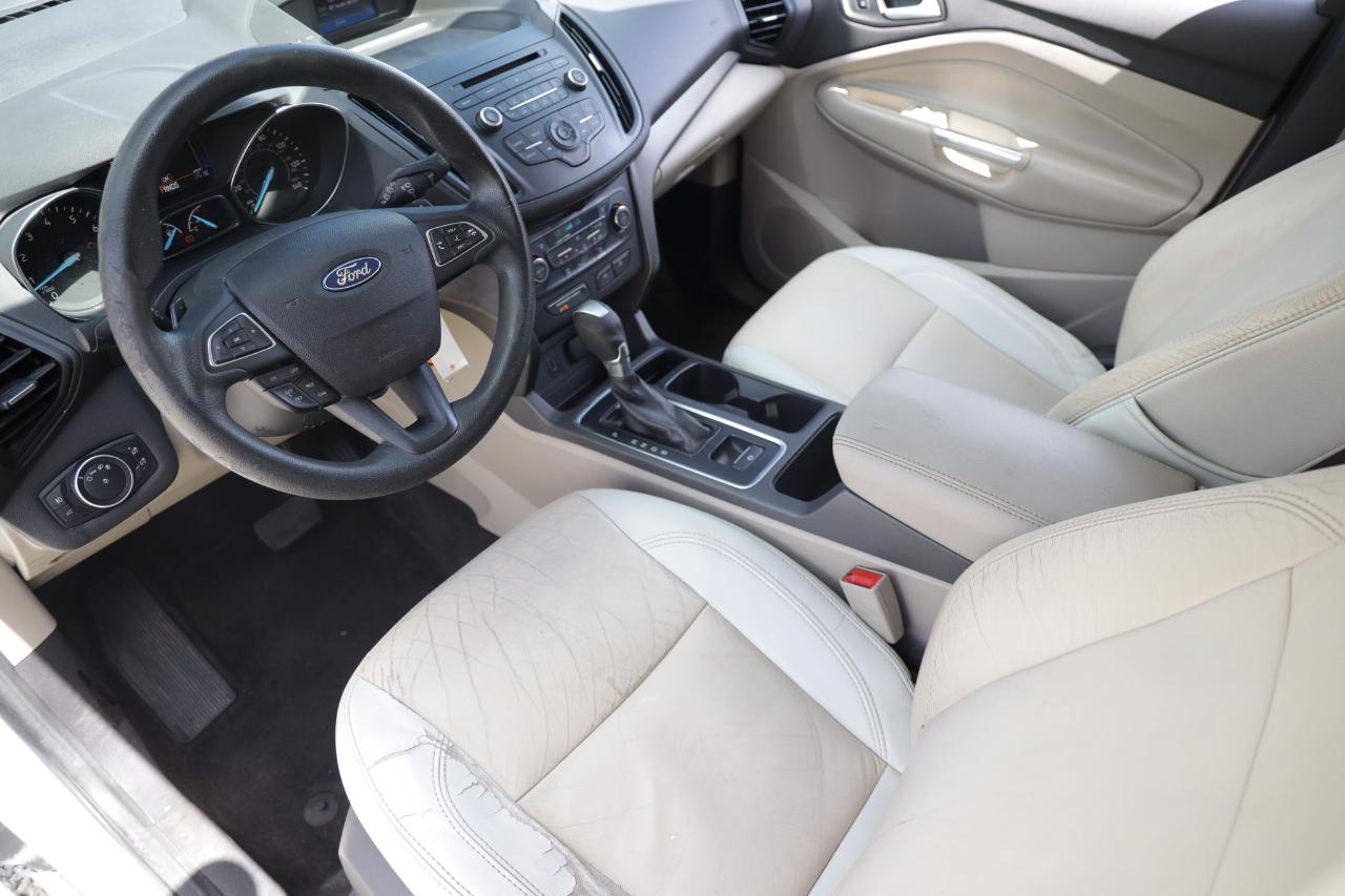 Ford Escape  2017