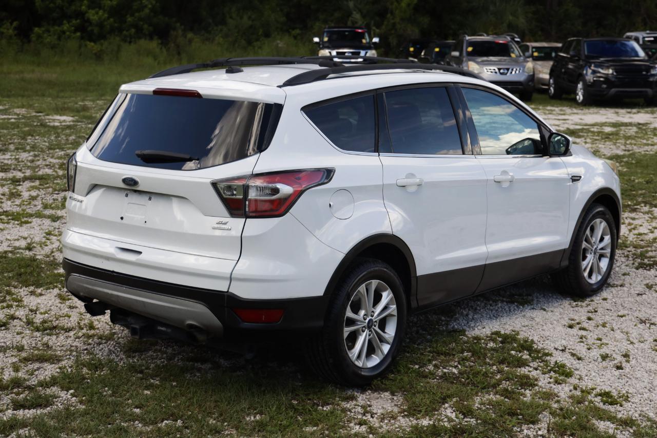 Ford Escape  2017