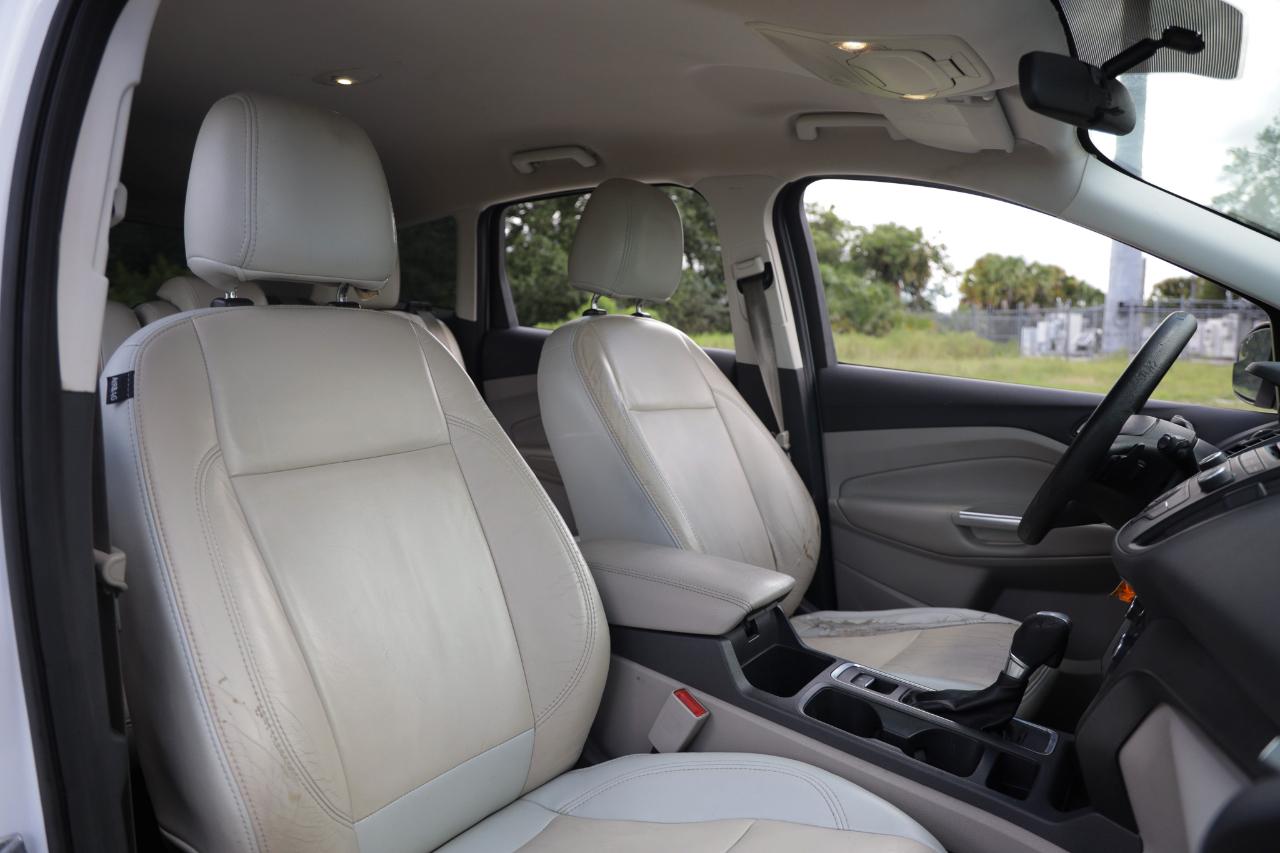 Ford Escape  2017