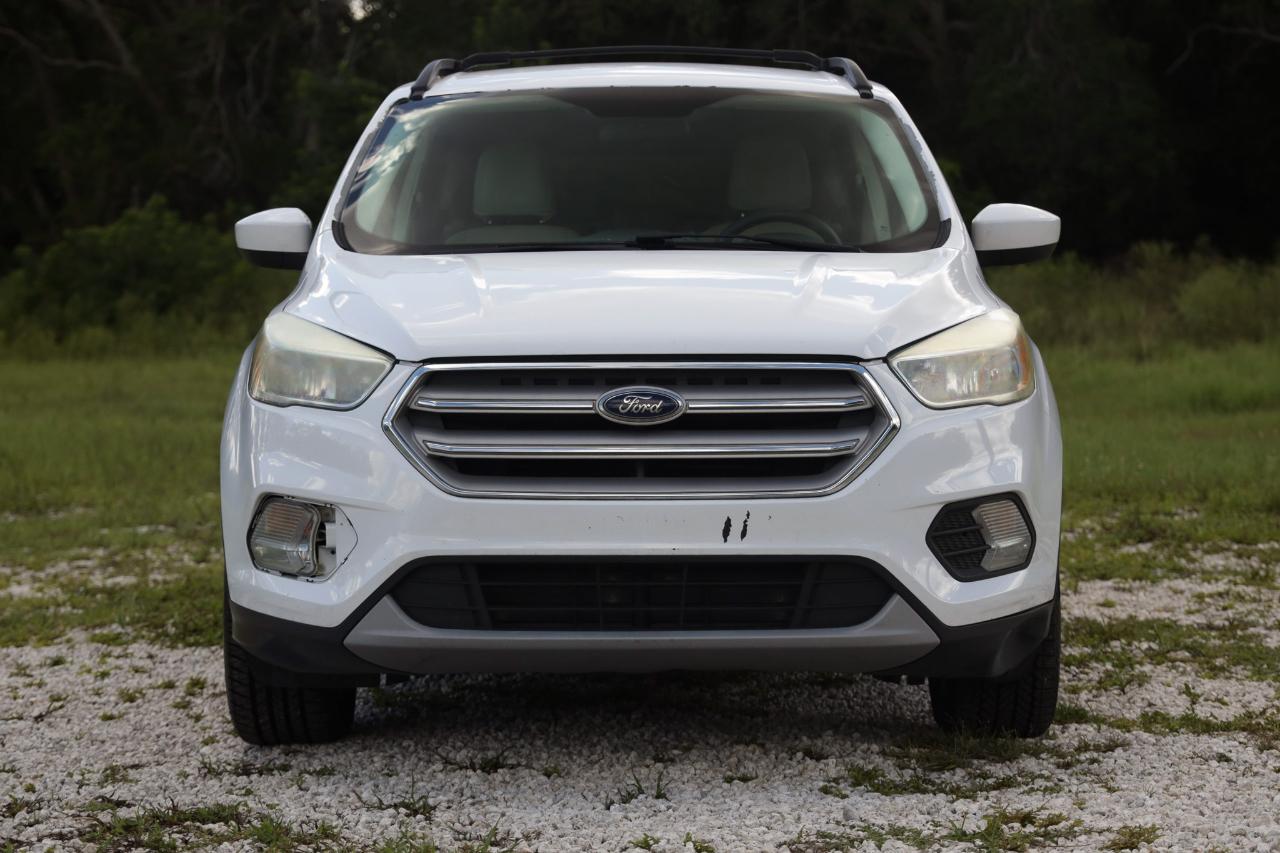 Ford Escape  2017