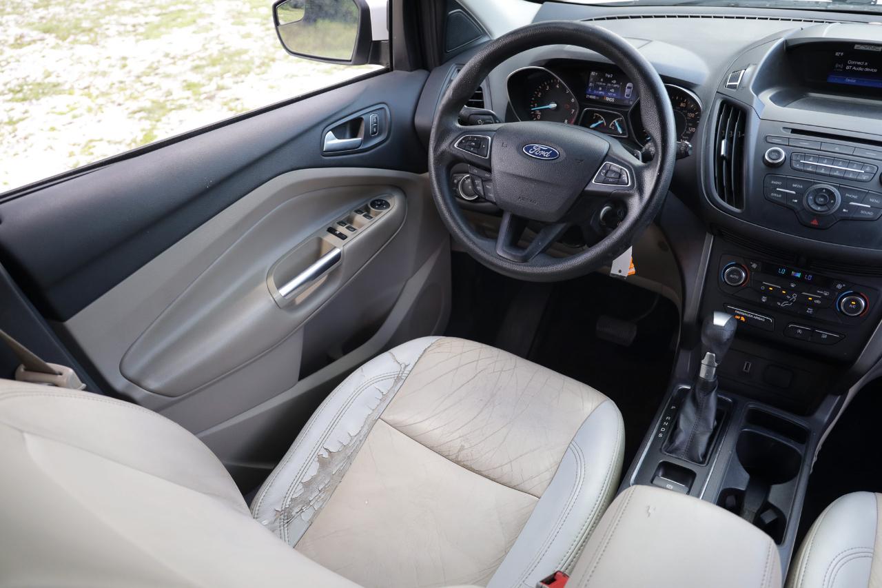 Ford Escape  2017