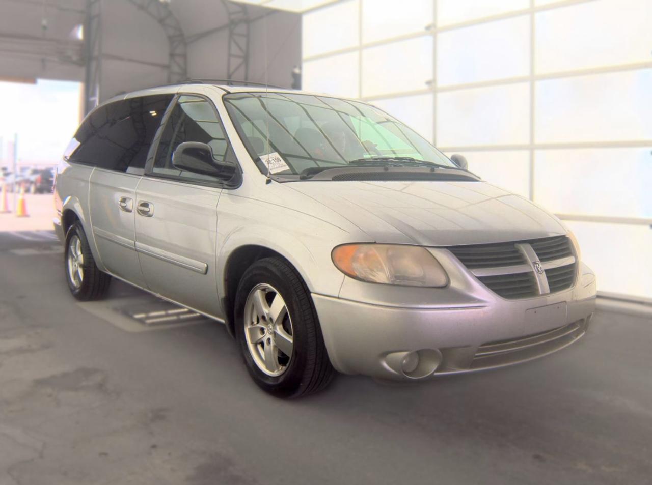 Dodge Caravan  2005