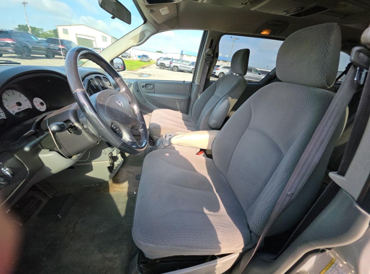 Dodge Caravan  2005
