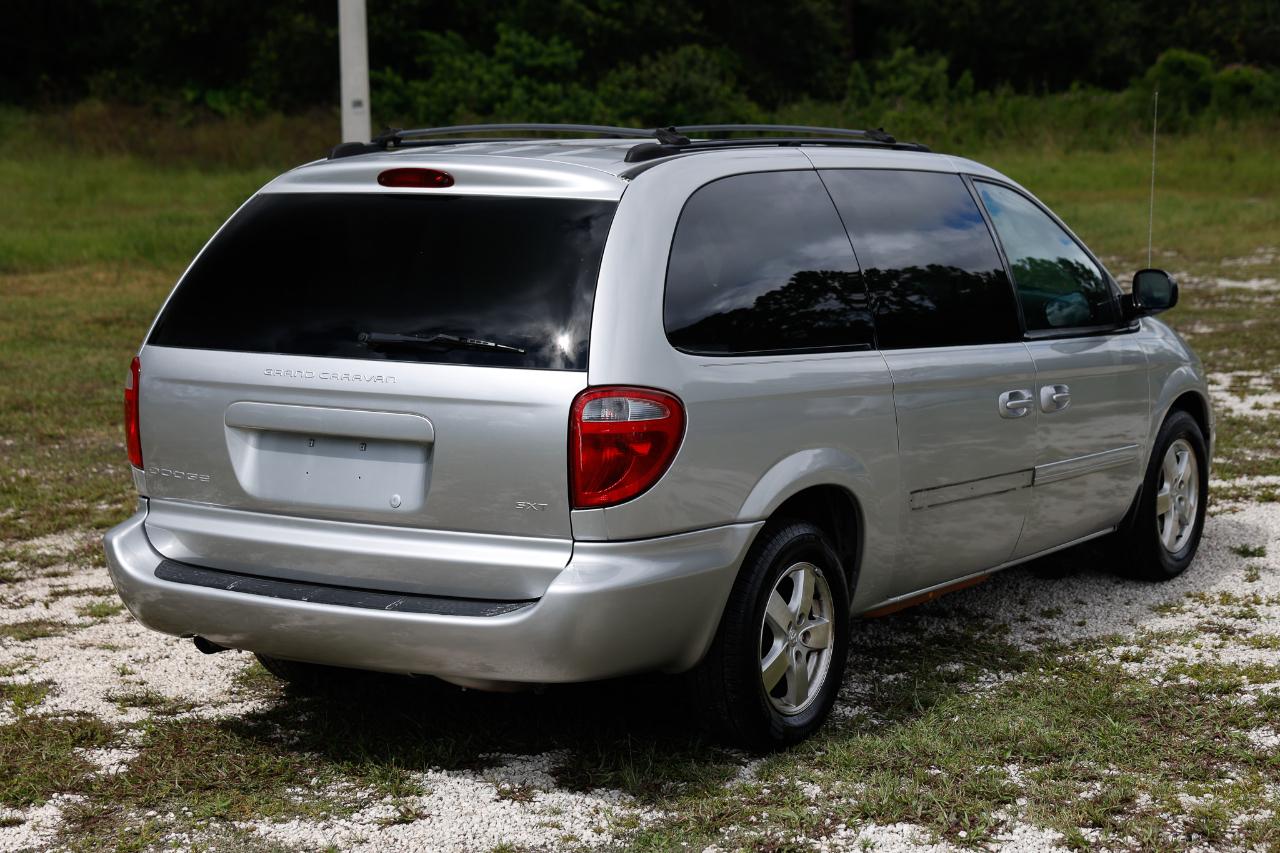 Dodge Caravan/Grand Caravan photo 11