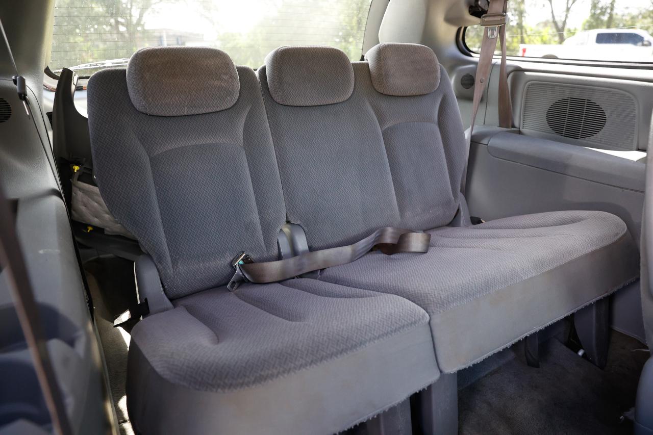 Dodge Caravan/Grand Caravan photo 25