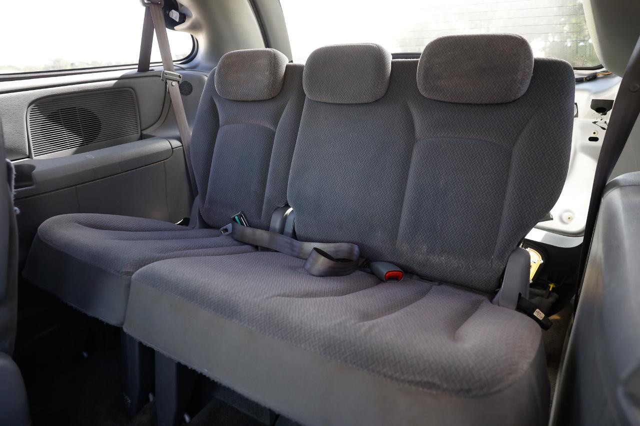 Dodge Caravan/Grand Caravan photo 26