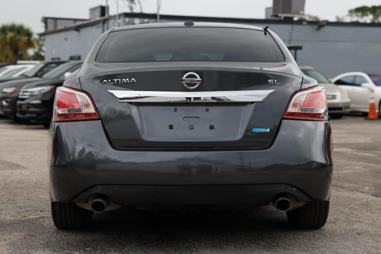 Nissan Altima  2013
