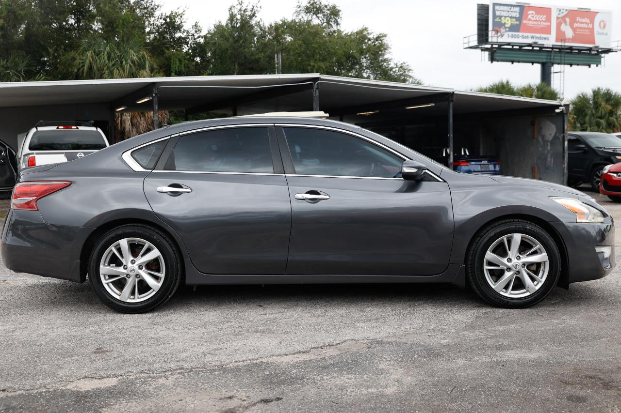 Nissan Altima  2013