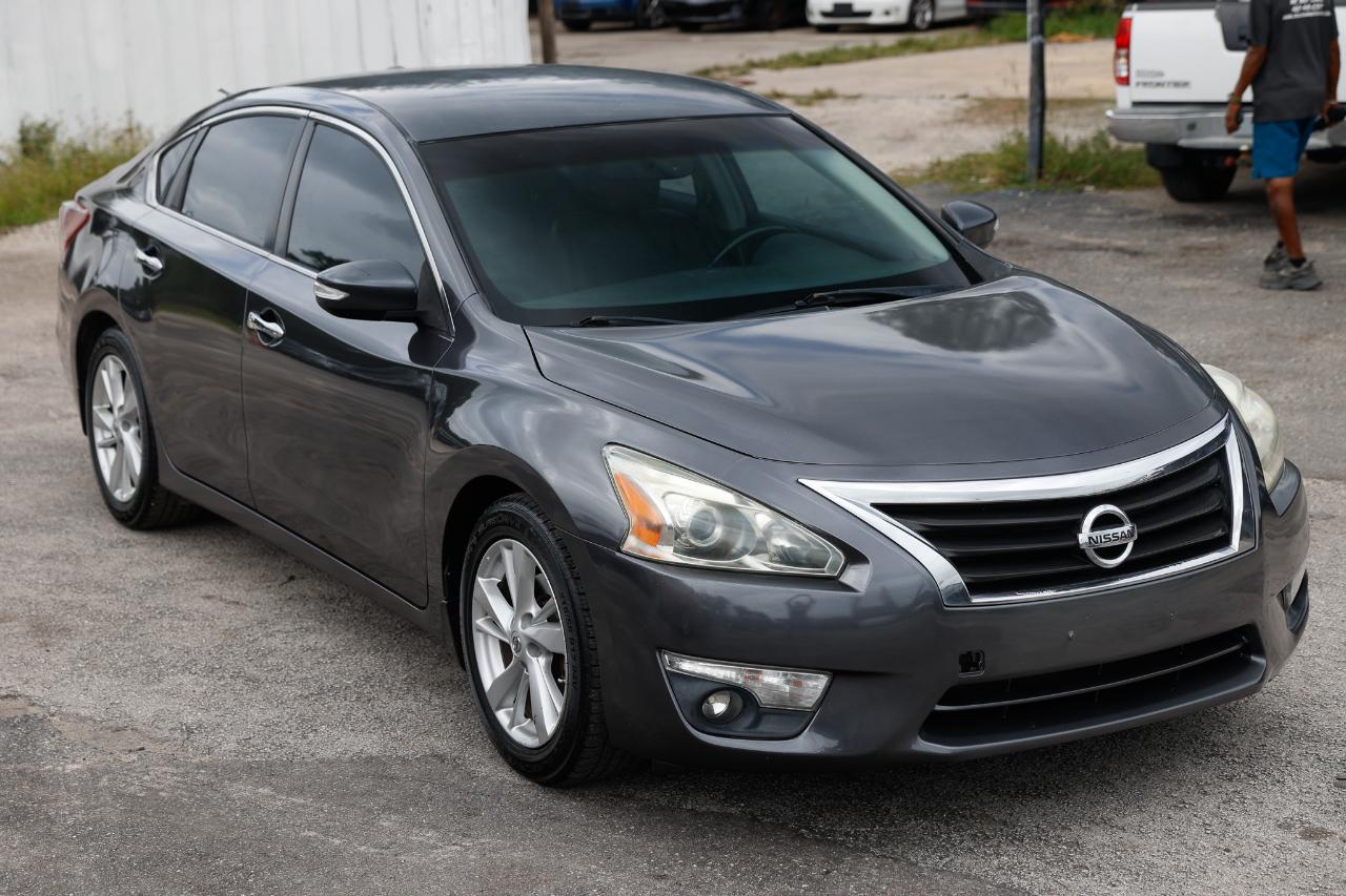 Nissan Altima  2013