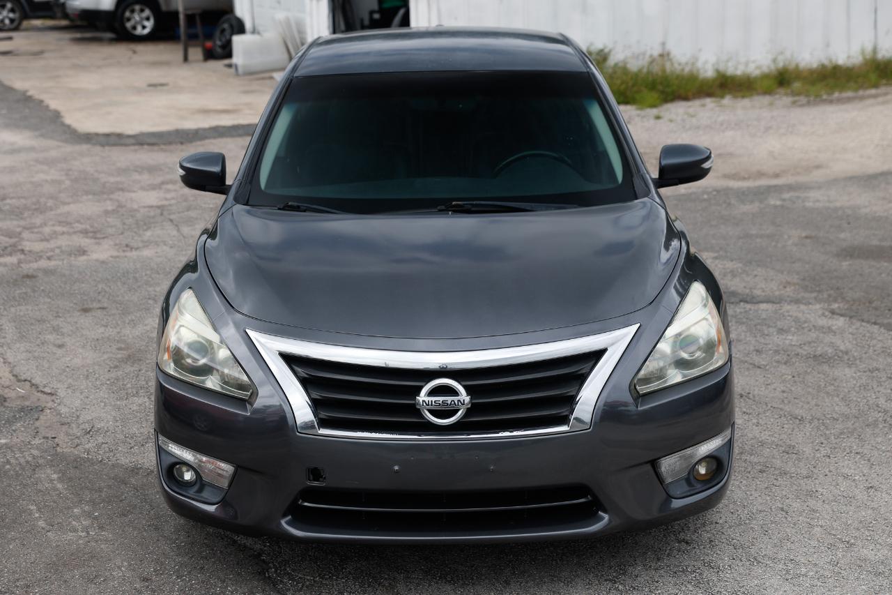 Nissan Altima  2013