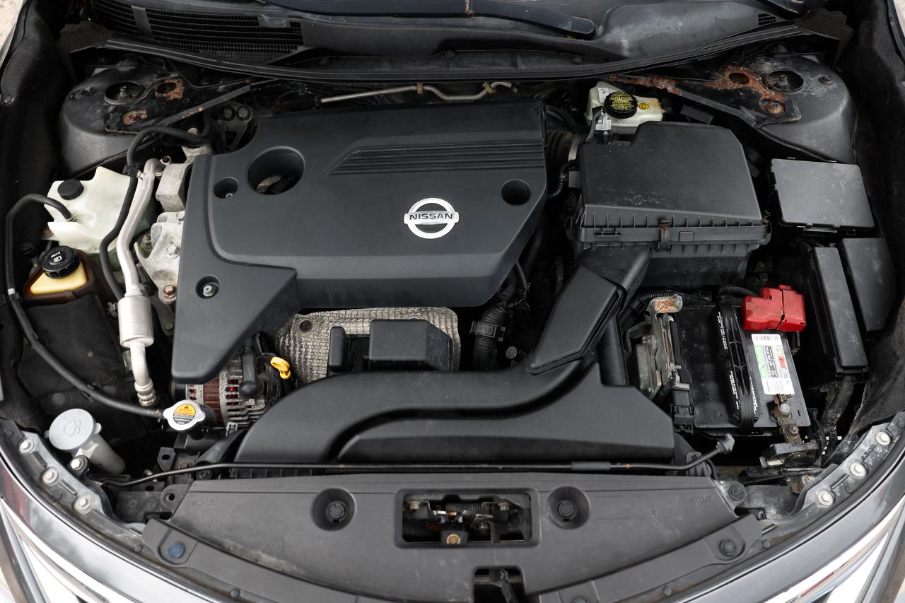 Nissan Altima  2013
