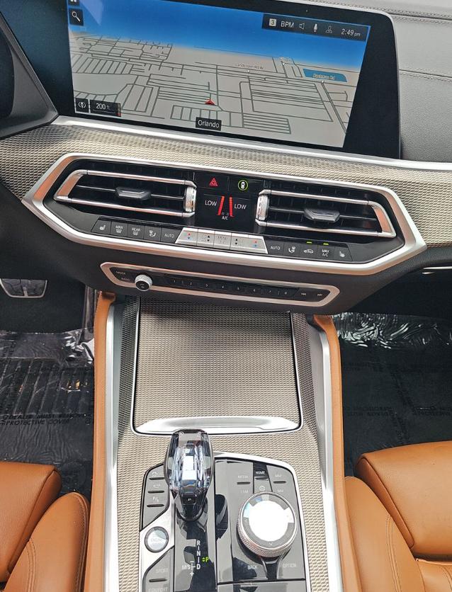 BMW X6  2022
