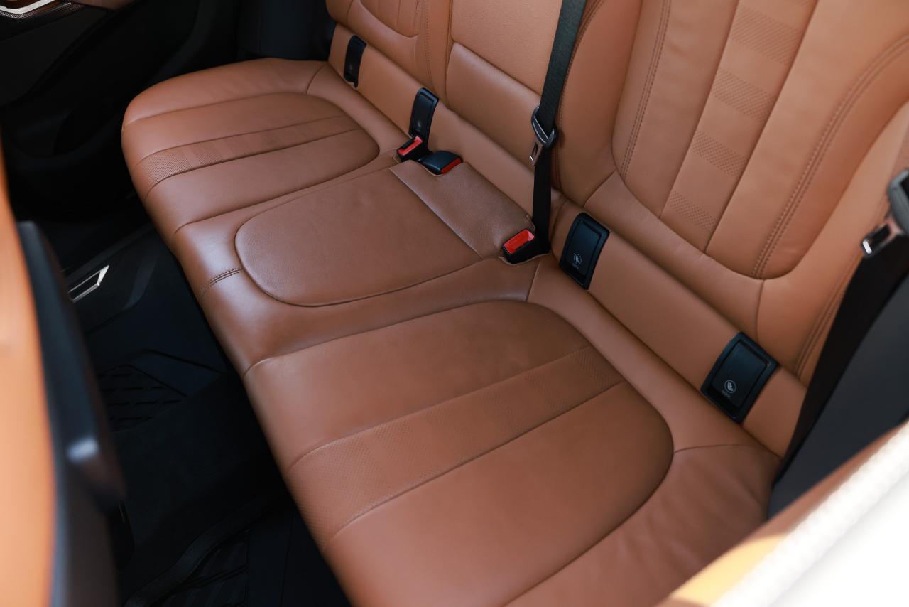 BMW X6  2022