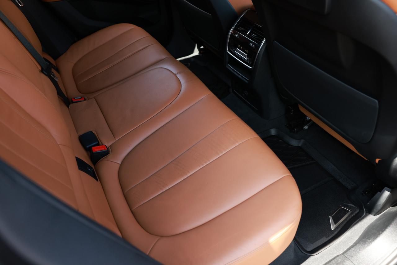 BMW X6  2022