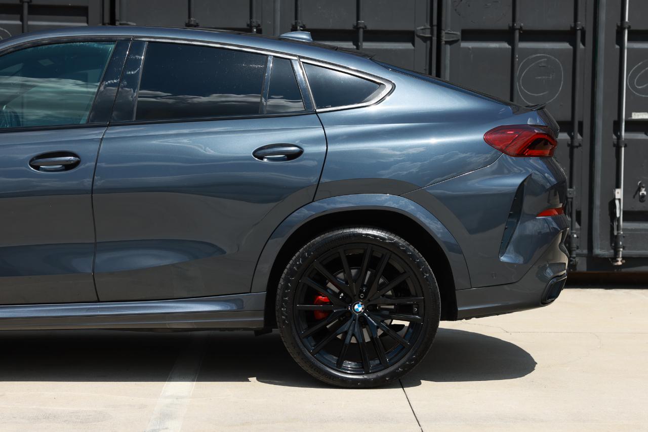 BMW X6  2022