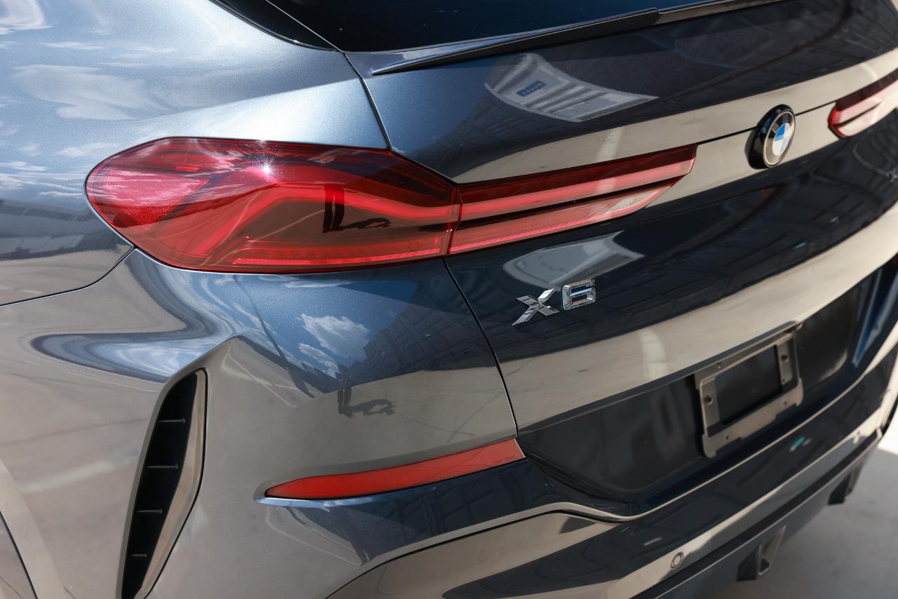 BMW X6  2022