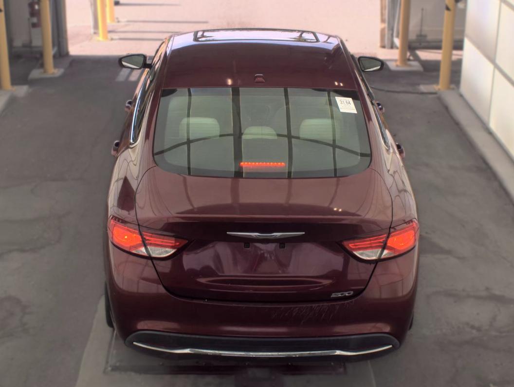 Chrysler 200  2015