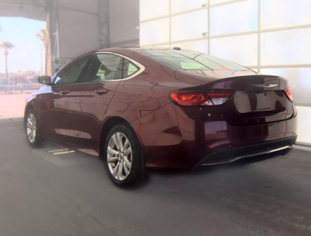 Chrysler 200  2015
