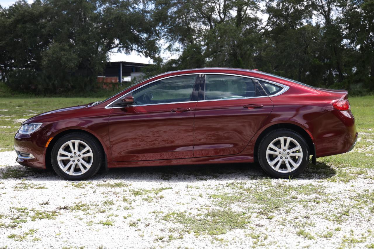 Chrysler 200  2015