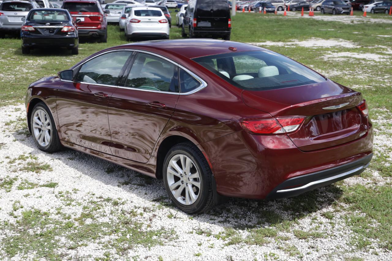 Chrysler 200  2015