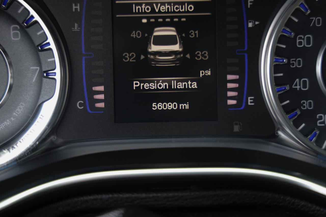 Chrysler 200  2015