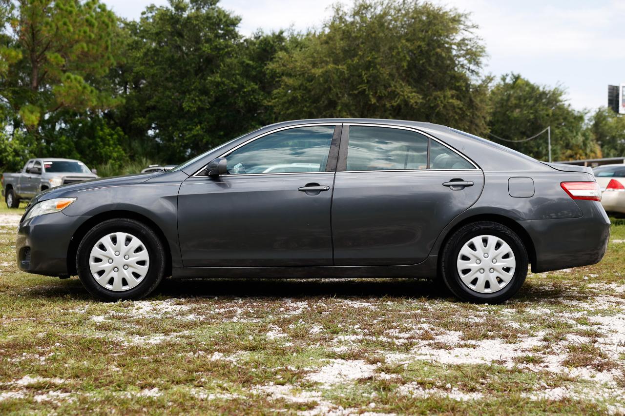 Toyota Camry  2011