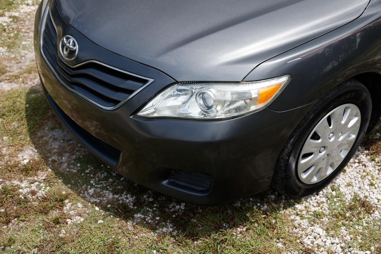 Toyota Camry  2011