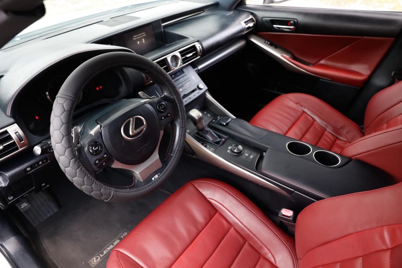 Lexus IS 250  2015