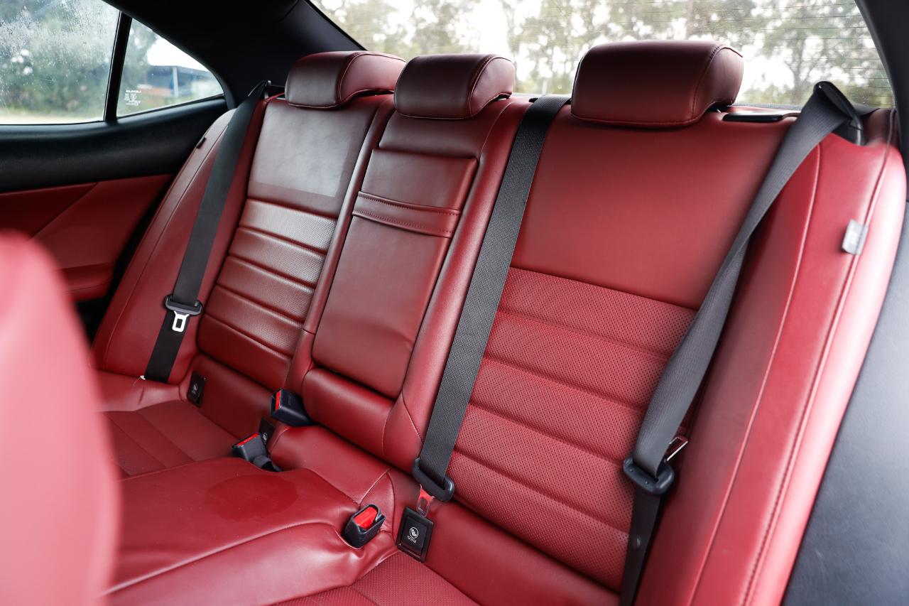 Lexus IS 250  2015